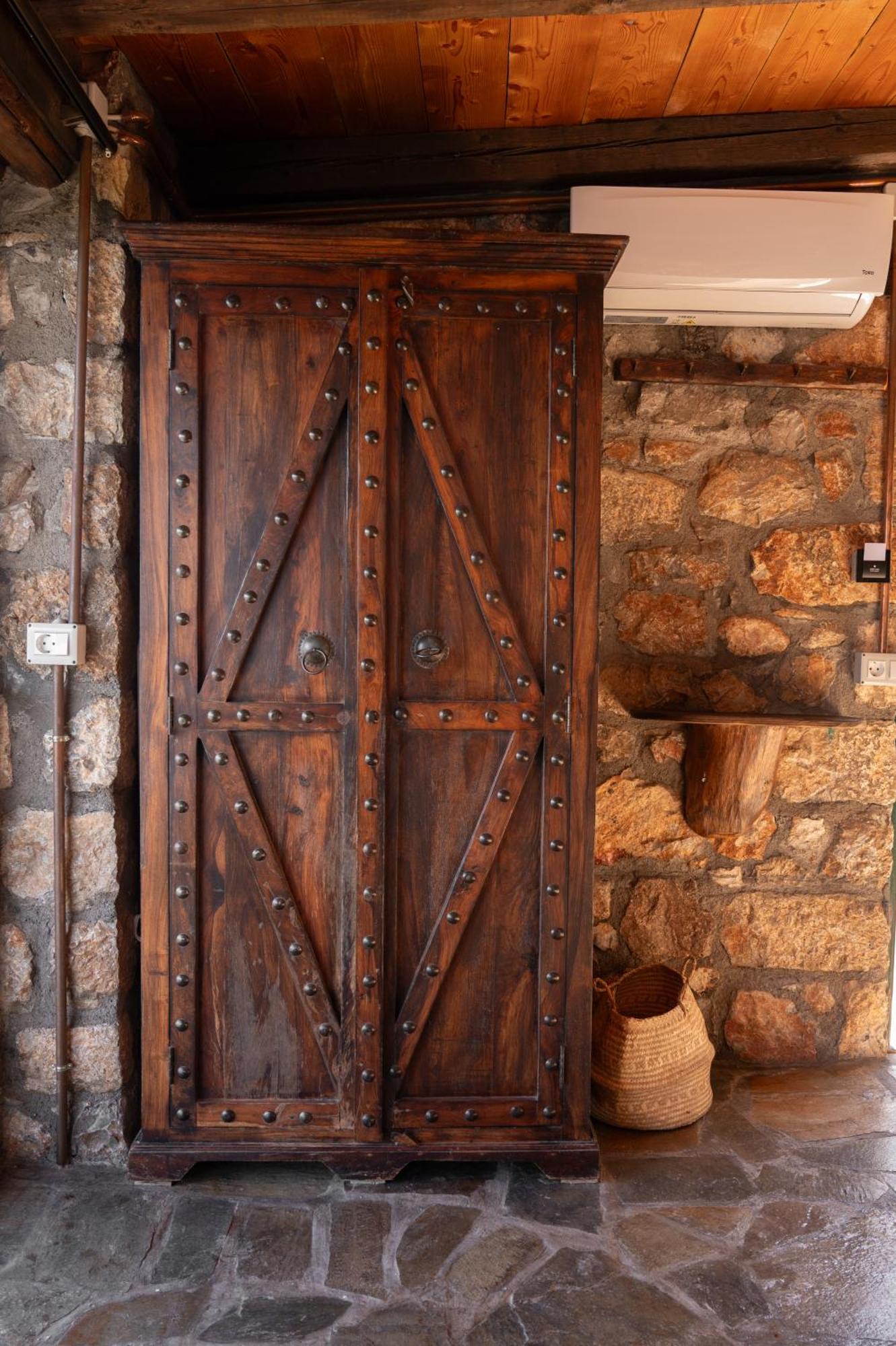 Agrilia Koromili Retreat * Paralia Livadostratas